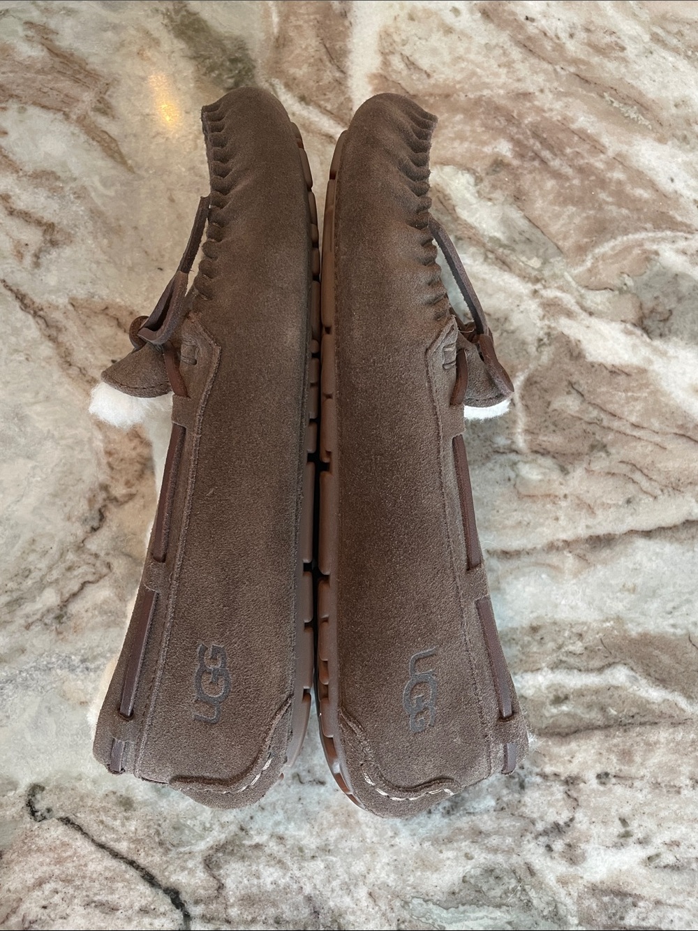 UGG Dakota Slipper Sherpa Lined Brown Loafer Shoe Size 9 - Picture 4 of 8